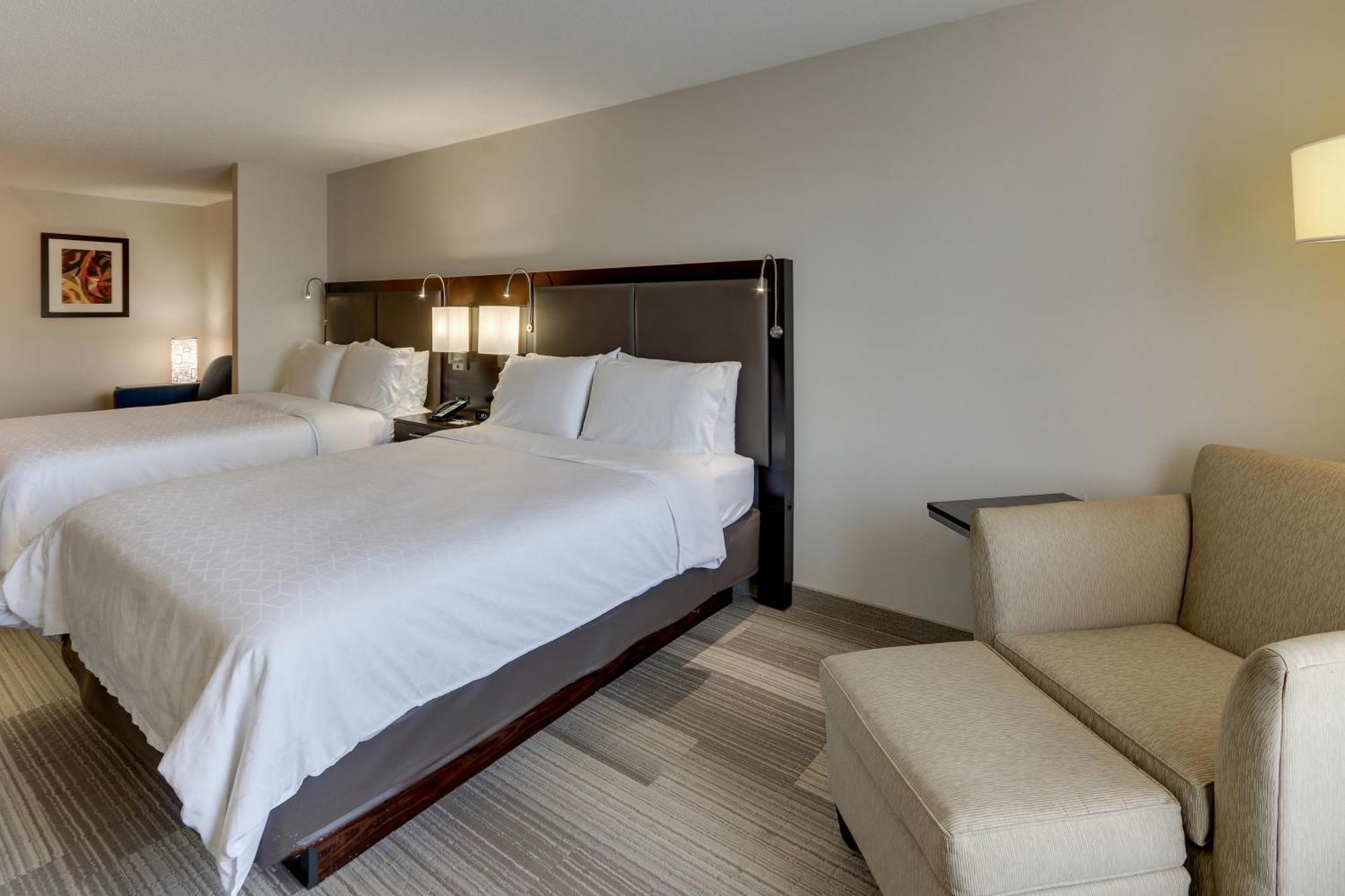 Holiday Inn Express Hotel & Suites Dayton-Centerville By Ihg Экстерьер фото