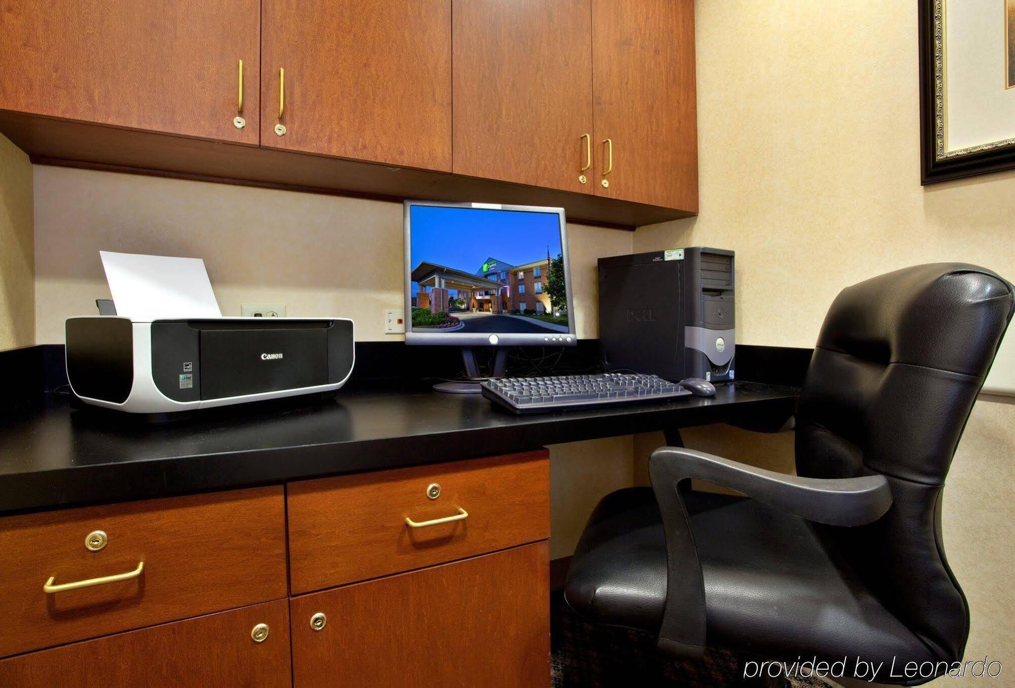 Holiday Inn Express Hotel & Suites Dayton-Centerville By Ihg Экстерьер фото