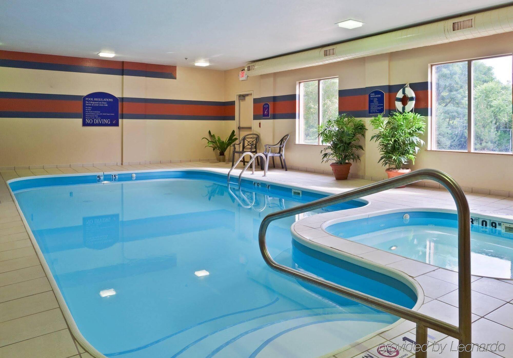 Holiday Inn Express Hotel & Suites Dayton-Centerville By Ihg Экстерьер фото